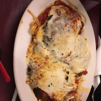Dominick's Restaurant - No Veal Parmigiana, just Chicken Parmigiana - Italian Near Me - Bronx, New York