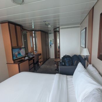 Royal Carribean - Balcony room. Deck 7 #7606 - Boating Near Me