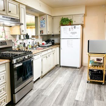 Domestic Violence Resource Center - Shelter common area: We provide protein, ingredients, and cookware in the shared kitchen. Clients also get space for any food they bring. - Animal Shelters Near Me - Reno, Nevada Domestic Violence Resource Center - Shelter common area: We provide protein, ingredients, and cookware in the shared kitchen. Clients also get space for any food they bring. - Animal Shelters Near Me - Reno, Nevada