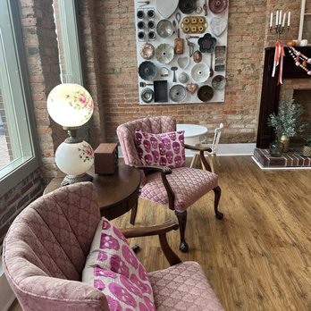 Hampton House Bakery - Seating - Coffee & Tea Near Me - Hawkinsville, Georgia Hampton House Bakery - Seating - Coffee & Tea Near Me - Hawkinsville, Georgia