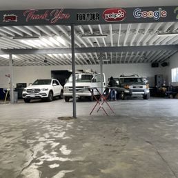 Majestic Auto Glass Majestic Auto Glass
