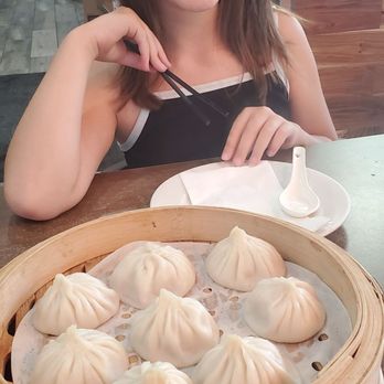 Yang Kee Dumpling - Pork soup dumplings - Dim Sum Near Me - Davis, California