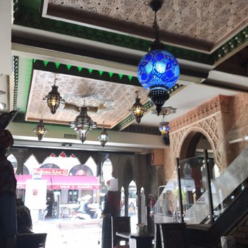 El Taj Halal - Inside dinning room - Kebab Near Me - Granada, GR