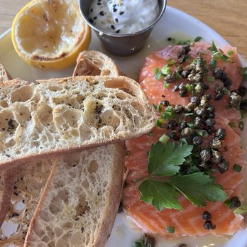 Oceanic - Smoked salmon appetizer - Seafood Near Me - Pompano Beach, Florida