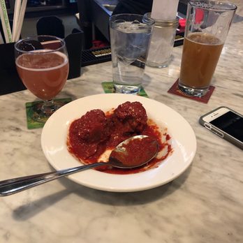 Pizza Rock - Fruit cobbler beer, meatballs and strawberry frosted pastry beer - Pizza Near Me - Henderson, Nevada