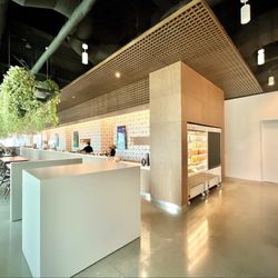 Genesis Marketplace Marina - Inside
