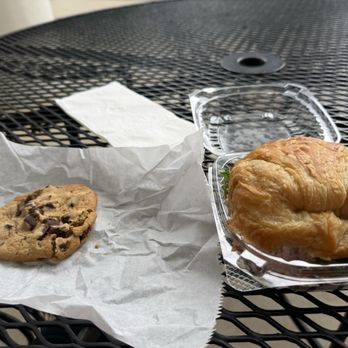 Nosh & Grind - Chicken Salad sandwich & Chocolate Chip cookie. - Breakfast & Brunch Near Me - Winston-Salem, North Carolina Nosh & Grind - Chicken Salad sandwich & Chocolate Chip cookie. - Breakfast & Brunch Near Me - Winston-Salem, North Carolina