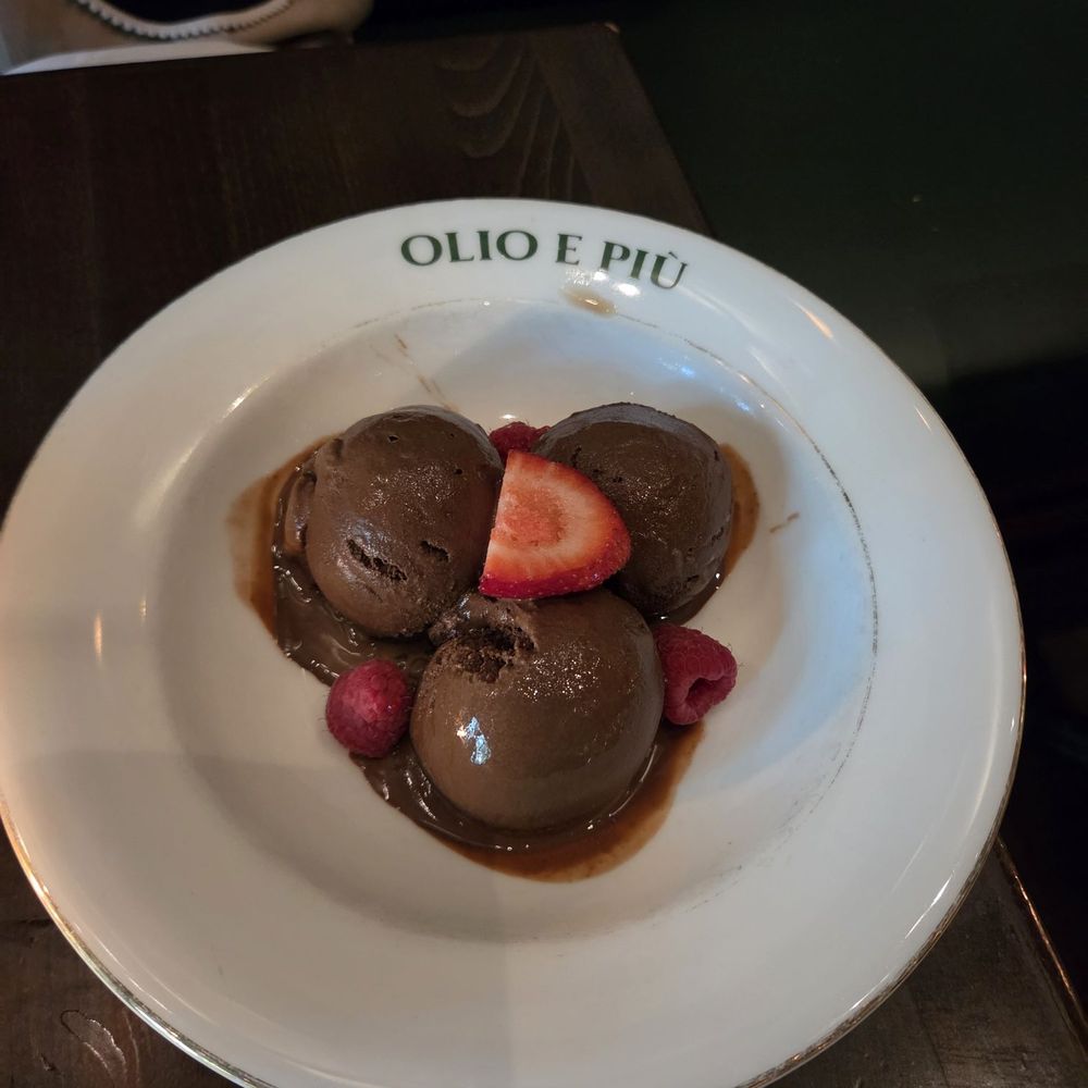 Olio E Più - Three Scoops of Chocolate Gelato. - Italian Near Me - New York, New York Olio E Più - Three Scoops of Chocolate Gelato. - Italian Near Me - New York, New York