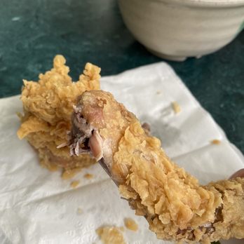 Canton Noodle House - A bite of the best fried chicken skin. - Cantonese Near Me - Seattle, Washington Canton Noodle House - A bite of the best fried chicken skin. - Cantonese Near Me - Seattle, Washington