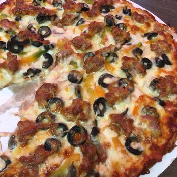 Elm Hill Pizza - Gluten free Pizza amazing - Pizza Near Me - Newington, Connecticut