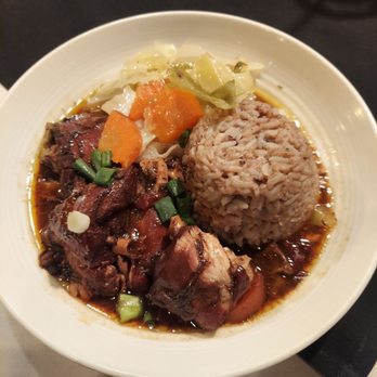48th Street Grille - Stew chicken dinner - Caribbean Near Me - Philadelphia, Pennsylvania