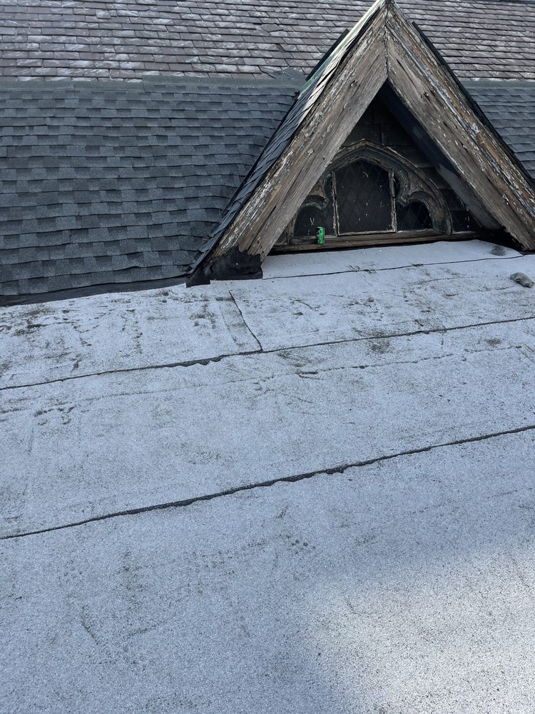 Slide of F&M Contractors