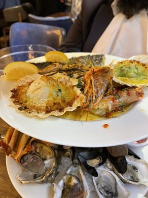 FishWorks Restaurant & Fishmongers by null