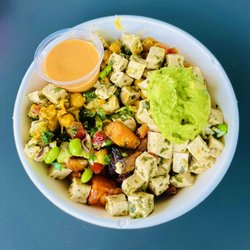 Fresh Kitchen - Vegan bowl: Coconut Ginger Rice, Kale Slaw, Maple Sweet Potato, Golden Spice Chickpeas, Tofu, Avocado, Coconut Sriracha sauce