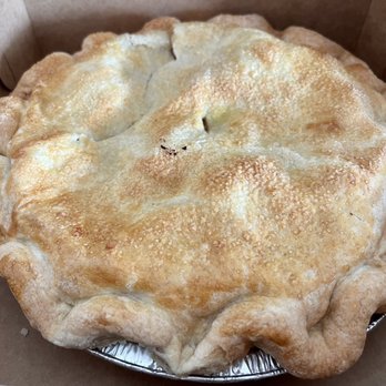 The Red Apple - Apple pie, whole ($22) - Bakeries Near Me - Murphys, California