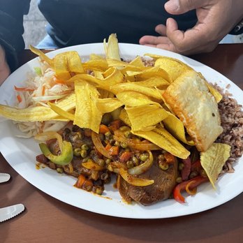 El Rinconcito Nicaraguense - Lengua en Salsa, looks good but flavor wasn't there. - Nicaraguan Near Me - San Francisco, California El Rinconcito Nicaraguense - Lengua en Salsa, looks good but flavor wasn't there. - Nicaraguan Near Me - San Francisco, California