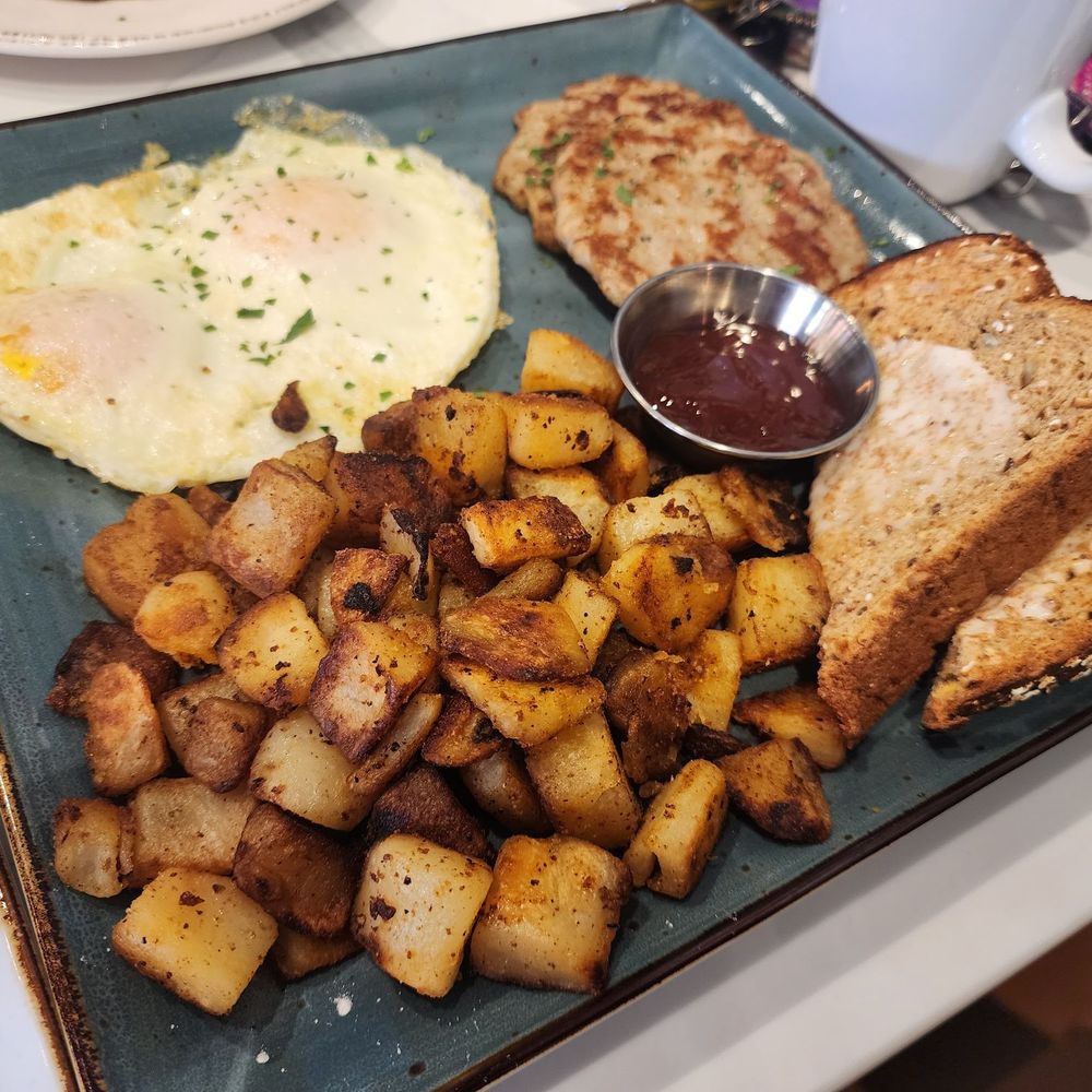 First Watch - Breakfast & Brunch Near Me - Des Plaines, Illinois First Watch - Breakfast & Brunch Near Me - Des Plaines, Illinois