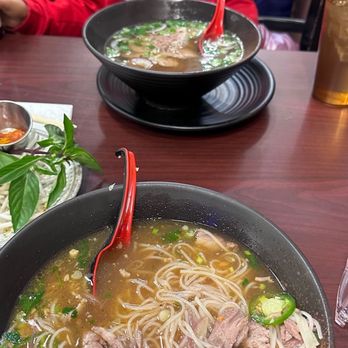 VinBun Vietnamese Bistro - Pho Beef* - Vietnamese Near Me - Middletown, Kentucky VinBun Vietnamese Bistro - Pho Beef* - Vietnamese Near Me - Middletown, Kentucky