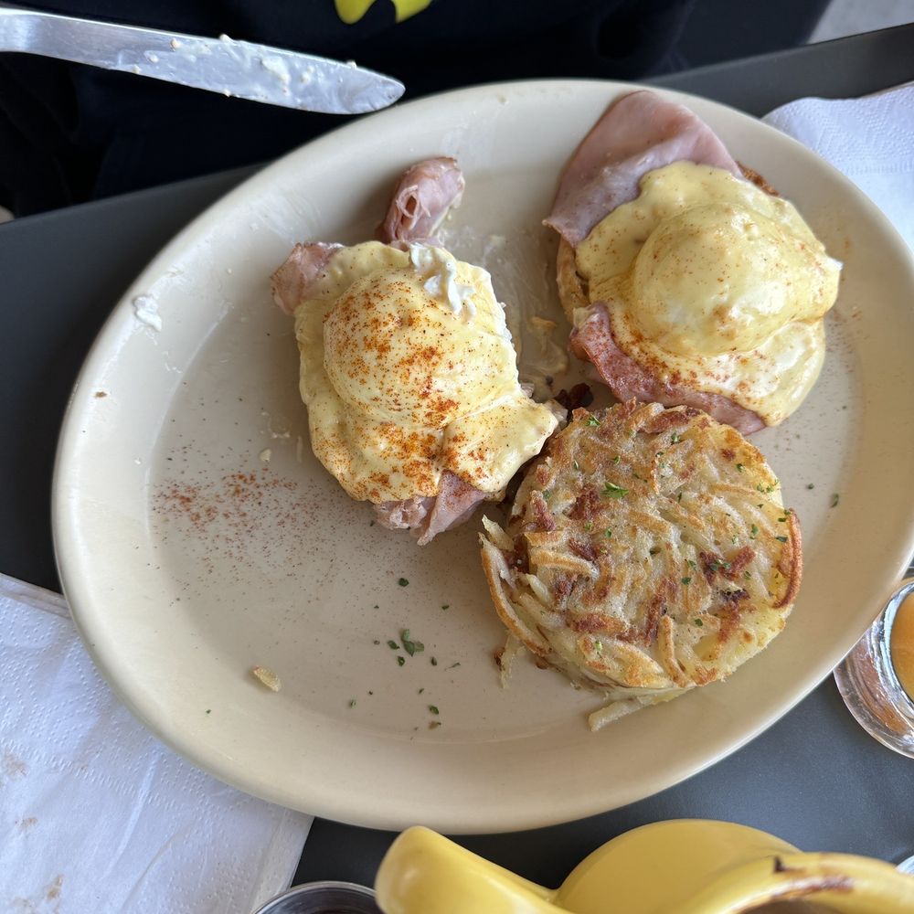 Snooze, an A.M. Eatery - Eggs Benedict - Breakfast & Brunch Near Me - Tucson, Arizona Snooze, an A.M. Eatery - Eggs Benedict - Breakfast & Brunch Near Me - Tucson, Arizona
