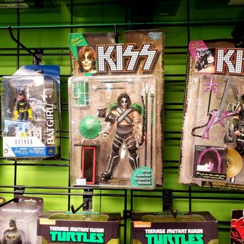 Fat Moose Comics & Games - Memorabilia - Comic Books Near Me - Whippany, New Jersey Fat Moose Comics & Games - Memorabilia - Comic Books Near Me - Whippany, New Jersey