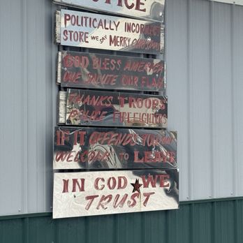 Lou's Diner - Diners Near Me - Cloverdale, Indiana Lou's Diner - Diners Near Me - Cloverdale, Indiana