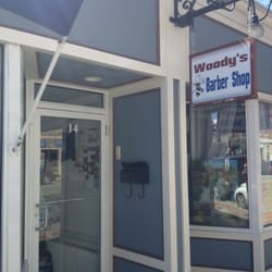 Woody's Barbershop