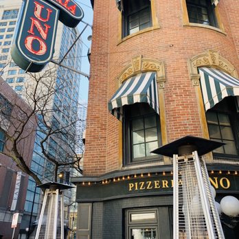 Pizzeria Uno - Pizza Near Me - Chicago, Illinois Pizzeria Uno - Pizza Near Me - Chicago, Illinois