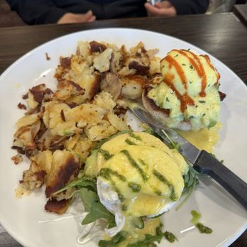 Broken Yolk Cafe - Breakfast & Brunch Near Me - Fullerton, California