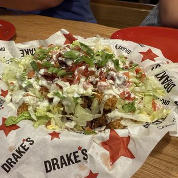 Drake's Paddock Shops - BLT tots appetizer - American Near Me - Louisville, Kentucky Drake's Paddock Shops - BLT tots appetizer - American Near Me - Louisville, Kentucky