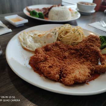 Ming's Restaurant - Chinese Near Me - Markham, Ontario