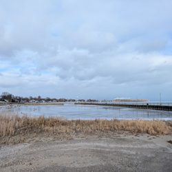Luna Pier And Beach - Winter 2025