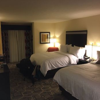 Holiday Inn Express Augusta Downtown - Beds - Hotels Near Me - Augusta, Georgia