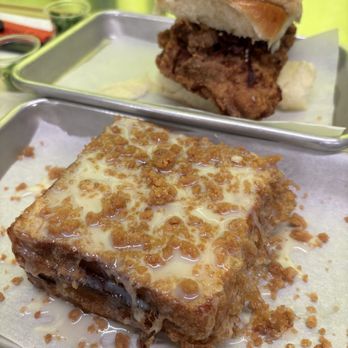 Rubato - Lava Egg Yolk HK French Toast and Fried Chicken Bolo - Hong Kong Style Cafe Near Me - Quincy, Massachusetts