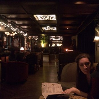 The Spare Room - Table with friends - Bars Near Me - Los Angeles, California