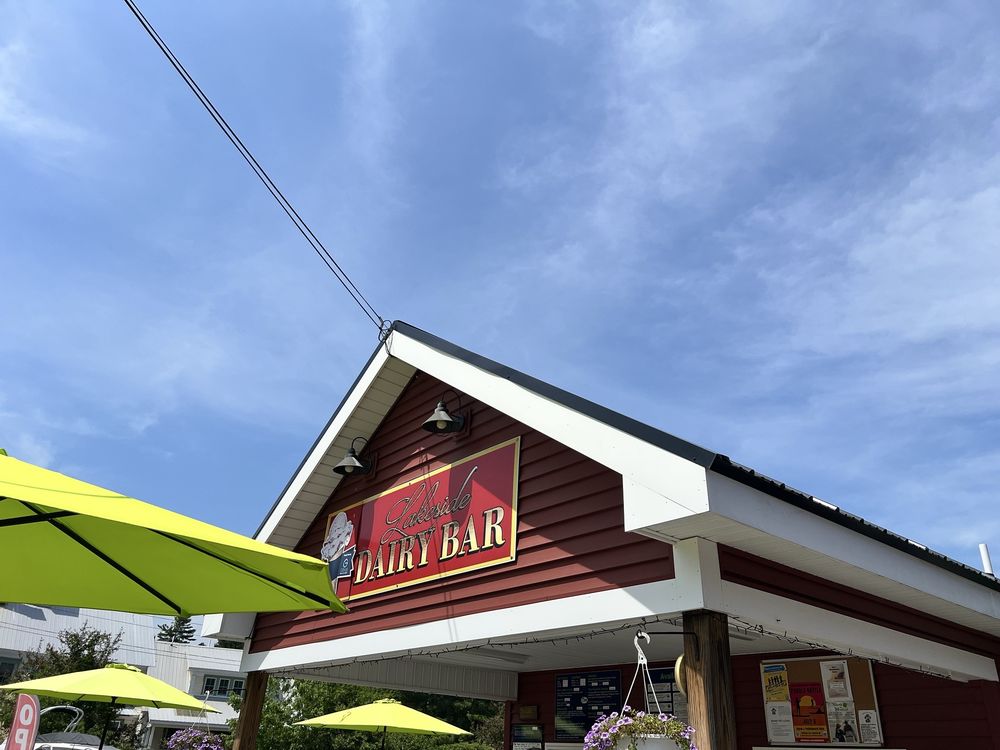 Lakeside Dairy Bar Logo