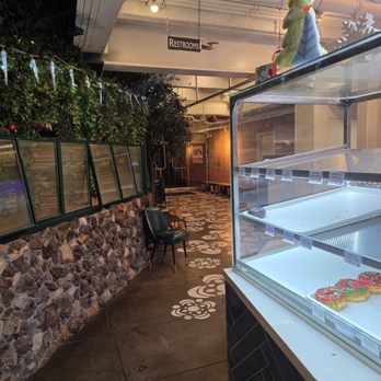 Randy's Donuts - Randy's Donuts - Donuts Near Me - Anaheim, California Randy's Donuts - Randy's Donuts - Donuts Near Me - Anaheim, California