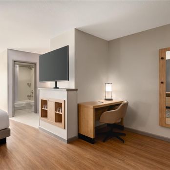 Hyatt Place Santa Fe - Guest Room - Hotels Near Me - Santa Fe, New Mexico Hyatt Place Santa Fe - Guest Room - Hotels Near Me - Santa Fe, New Mexico