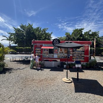 Plate Lunch Marketplace - Food Trucks Near Me - Kahului, Hawaii Plate Lunch Marketplace - Food Trucks Near Me - Kahului, Hawaii