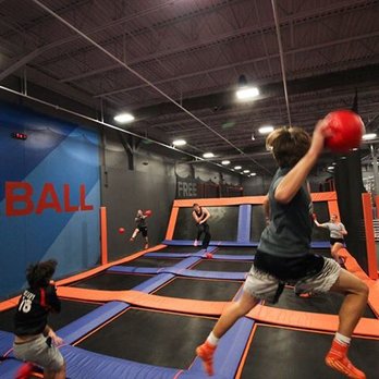 Sky Zone Trampoline Park - Trampoline Parks Near Me - Topeka, Kansas
