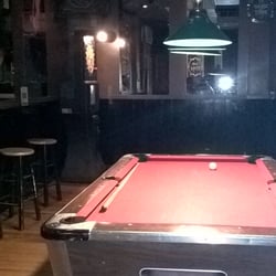 The Avenue Pub