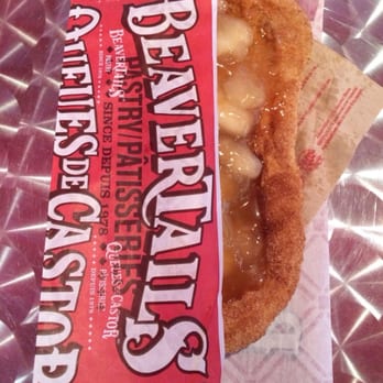 Queues de Castor - Apple Cinnamon Beavertail - Desserts Near Me - Montreal, Quebec Queues de Castor - Apple Cinnamon Beavertail - Desserts Near Me - Montreal, Quebec