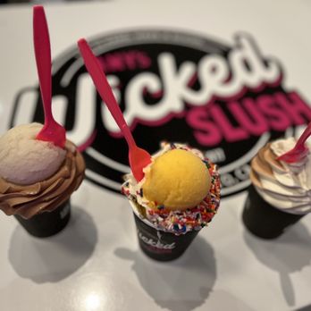 Wicked Slush Novato - Mexican Chocolate, Tropical Blackberry and Chocolate/Vanilla. - Ice Cream & Frozen Yogurt Near Me - Novato, California