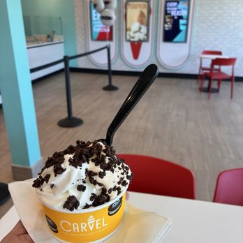 Cinnabon Swirl - Vanilla & pumpkin soft serve - Bakeries Near Me - Pasadena, California