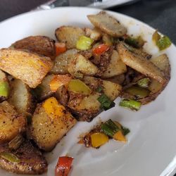 Beignet Baton Rouge - Smothered potatoes
