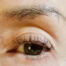B Lash Studio