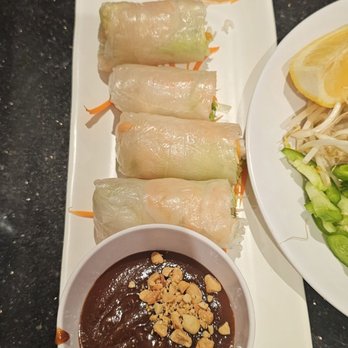 Pon Pho Noodle - Shrimp Spring Rolls - Asian Fusion Near Me - Beaumont, California