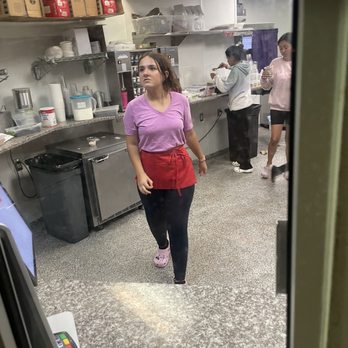 Twistee Treat - Westside - The staff is basically inexperienced teenagers - Ice Cream & Frozen Yogurt Near Me - Kissimmee, Florida Twistee Treat - Westside - The staff is basically inexperienced teenagers - Ice Cream & Frozen Yogurt Near Me - Kissimmee, Florida
