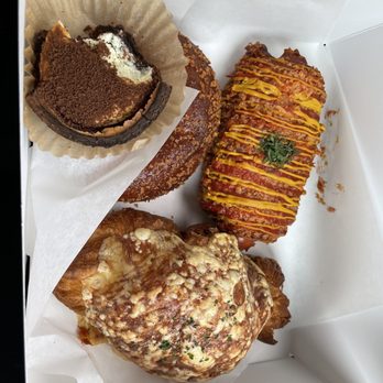 Paris Baguette - Tiramisu tart, ham and cheese pastry, crab croquette, sausage roll - Coffee & Tea Near Me - Milpitas, California Paris Baguette - Tiramisu tart, ham and cheese pastry, crab croquette, sausage roll - Coffee & Tea Near Me - Milpitas, California