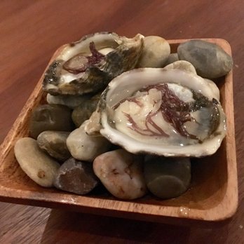 Senia - Kusshi Oysters- with yuzu kosho & sea asparagus - Cocktail Bars Near Me - Honolulu, Hawaii
