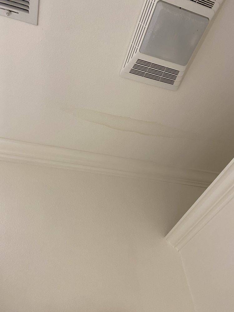 Slide of RoofClaim.com